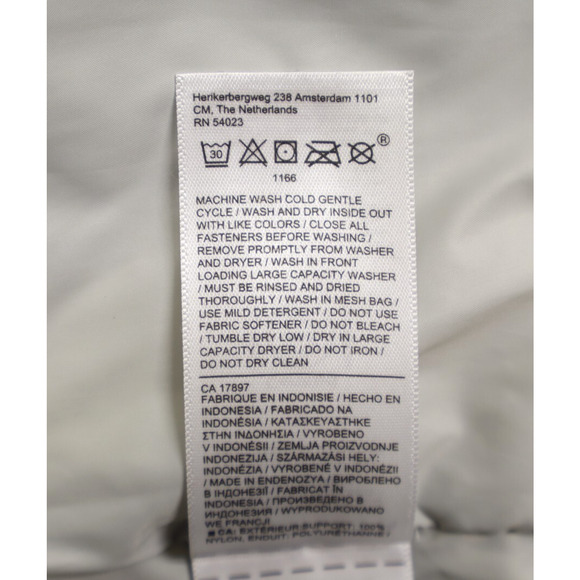 Athleta Women's Downtown Silver Metallic Puffer Vest Quilted Snaps Sz M - Picture 9 of 11